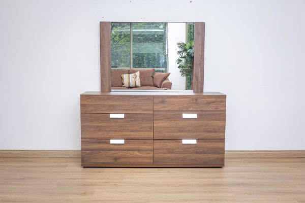 dresser1
